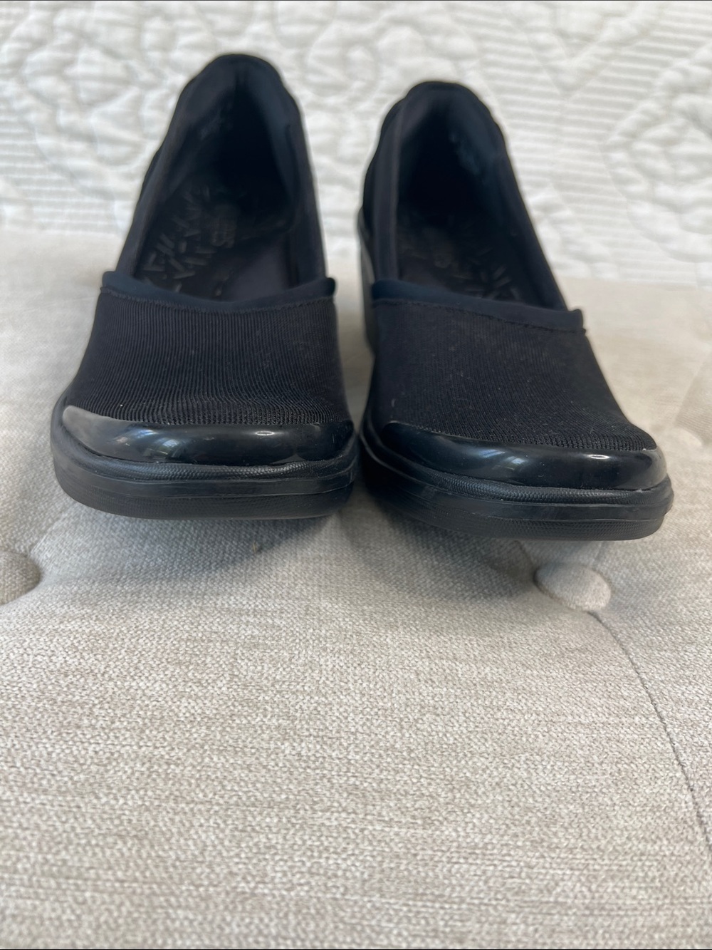 NWOT Bzees Treasure Slip On Casual Black Pumps Heels Comfort Shoes - Picture 5 of 9